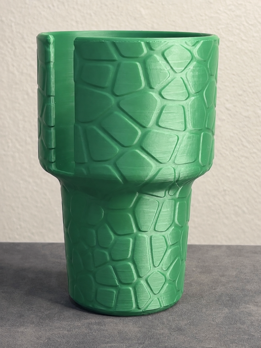 Owala 32oz Water Bottle Car Cup Holder Adapter – Heat Resistant PHA Biopolymer, Red Bull Can Slot