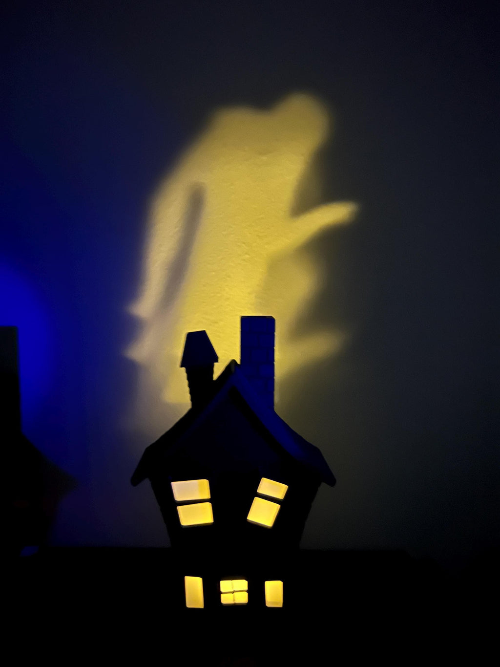Nosferatu Shadow Haunted House LED Tea Light Holder: Magnetic Halloween Lantern, Eco-friendly material