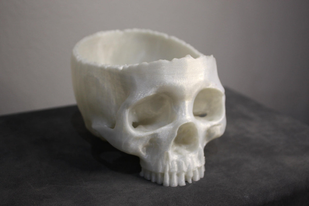 Glow-in-the-Dark Skull Candy Bowl: Halloween Decoration in 100% Recycled PETG