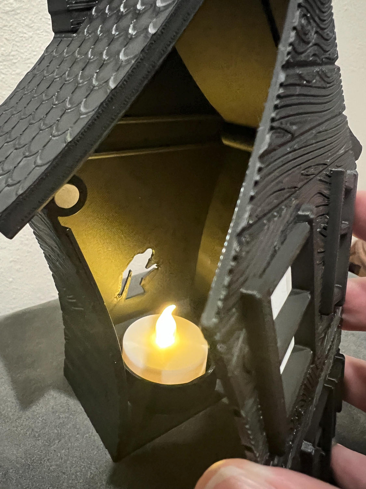 Nosferatu Shadow Haunted House LED Tea Light Holder: Magnetic Halloween Lantern, Eco-friendly material