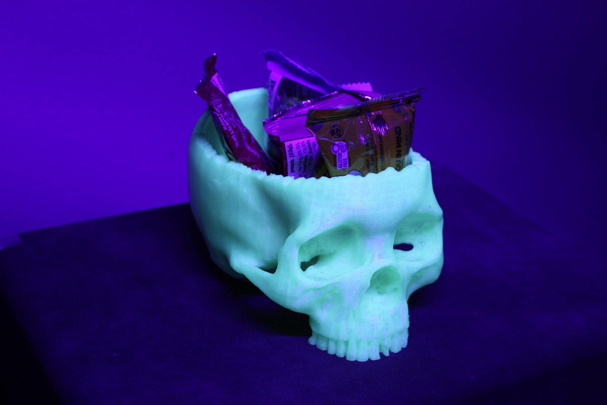 Glow-in-the-Dark Skull Candy Bowl: Halloween Decoration in 100% Recycled PETG